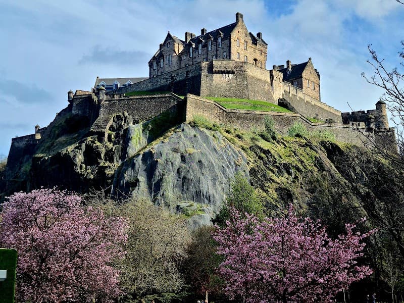 Edinburgh Castle Exterior and Castlehill Walk