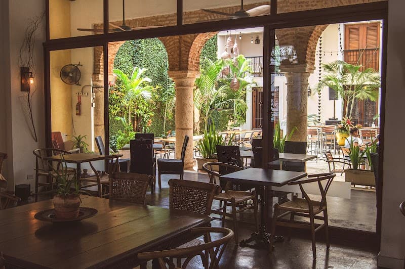 El Buho Eatery (Vegetarian & Vegan)
