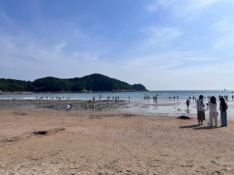 Eulwangni Beach Day Trip