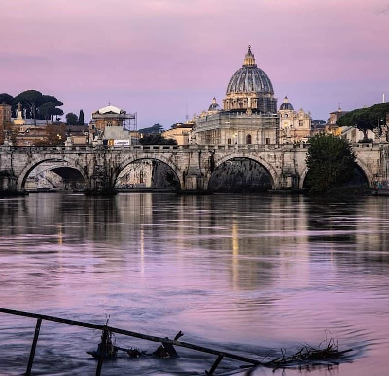 Evening Tiber River Stroll
