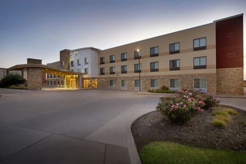 Fairfield Inn & Suites by Marriott Lincoln Southeast
