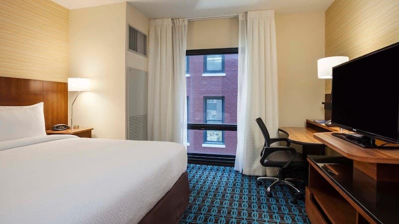 Fairfield Inn & Suites Chicago Downtown / River North