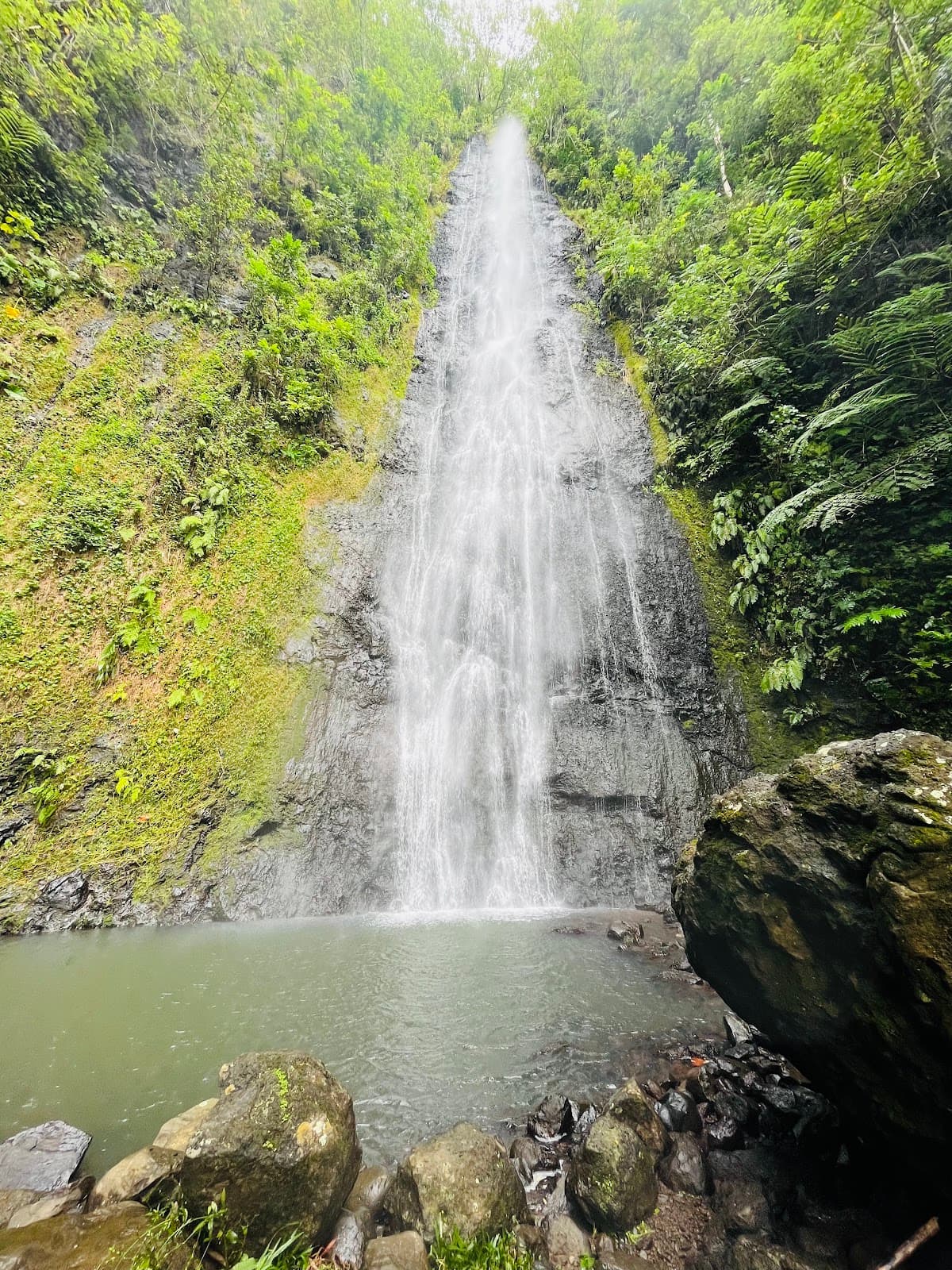 Āfareaitu Waterfall