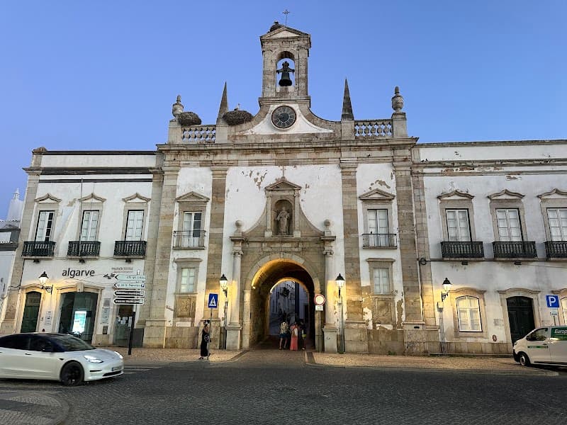Faro Old Town (Cidade Velha) & Arco da Vila