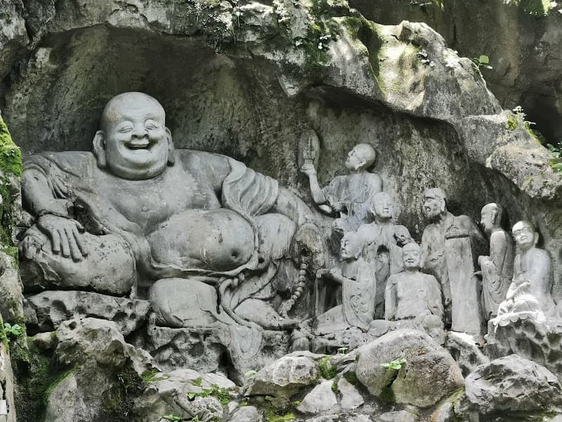 Feilai Feng Grottoes