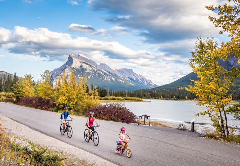 Fenland Trail & Vermilion Lakes Lookout