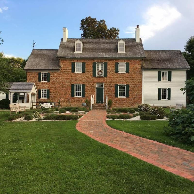 Ferry Plantation House Grounds