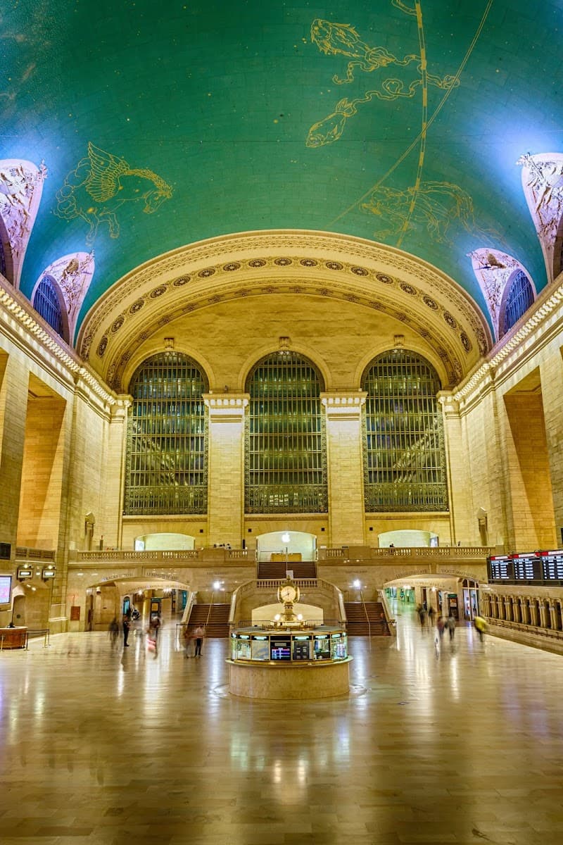 Fifth Avenue & Grand Central Walk