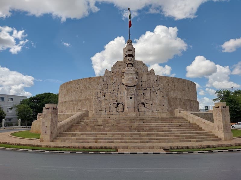 Final Paseo: Monumento a la Patria & Paseo de Montejo