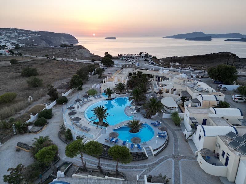Fira Caldera View Stroll