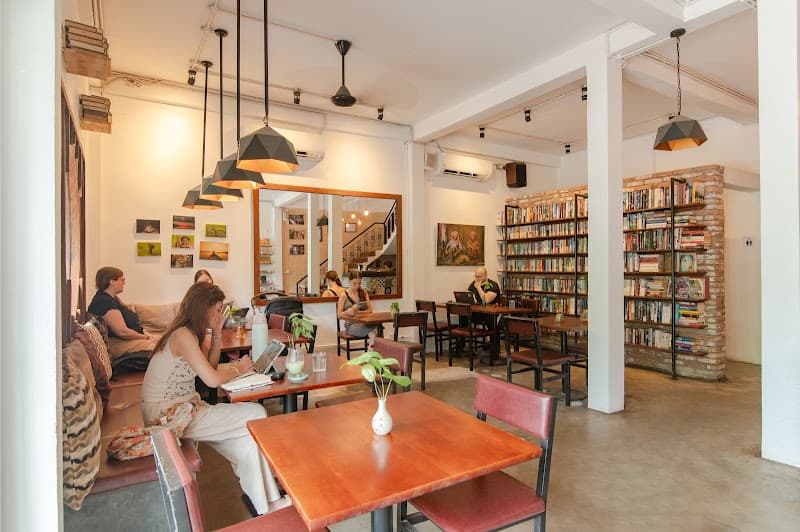 Footprint Café