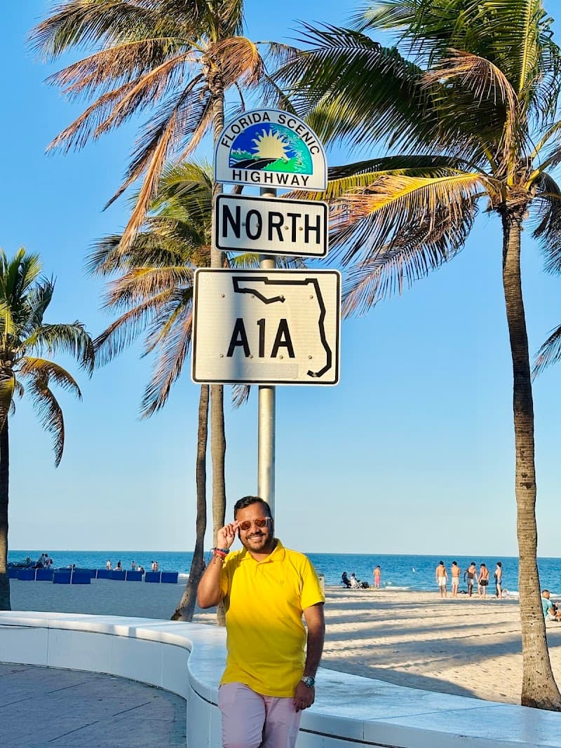 Fort Lauderdale Beach & Promenade (Central Section)