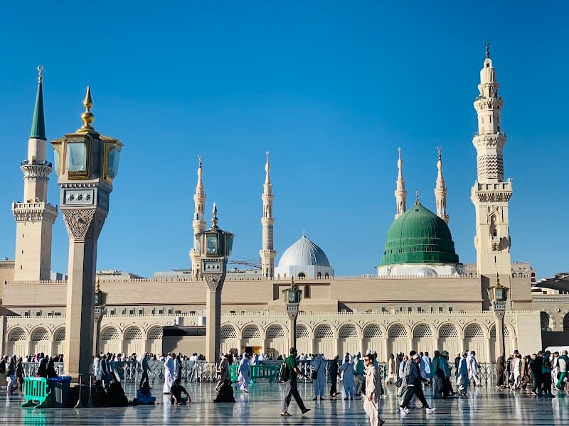 Free Evening at the Prophet’s Mosque