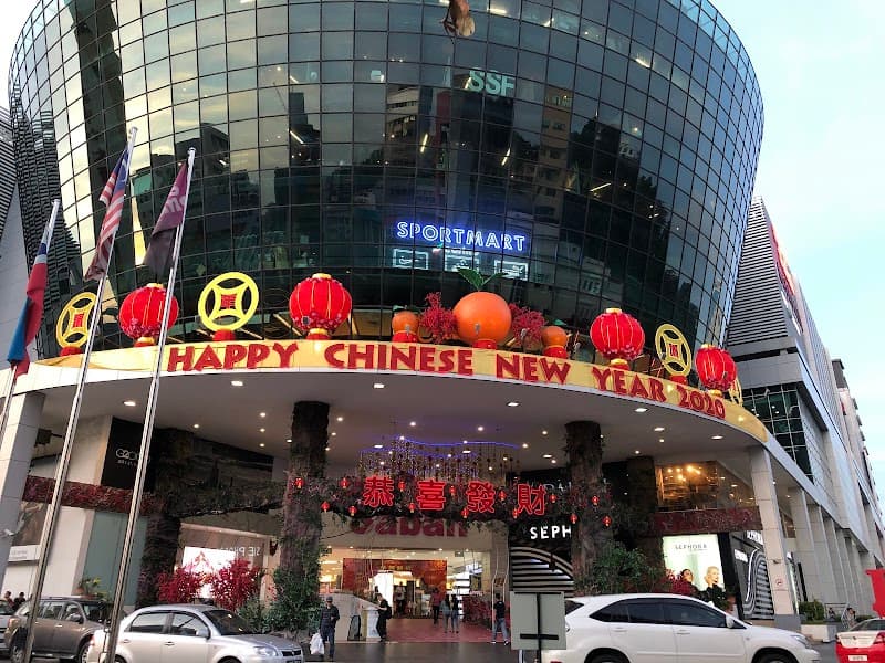 Free Explore: Last-Minute Shopping at Suria Sabah