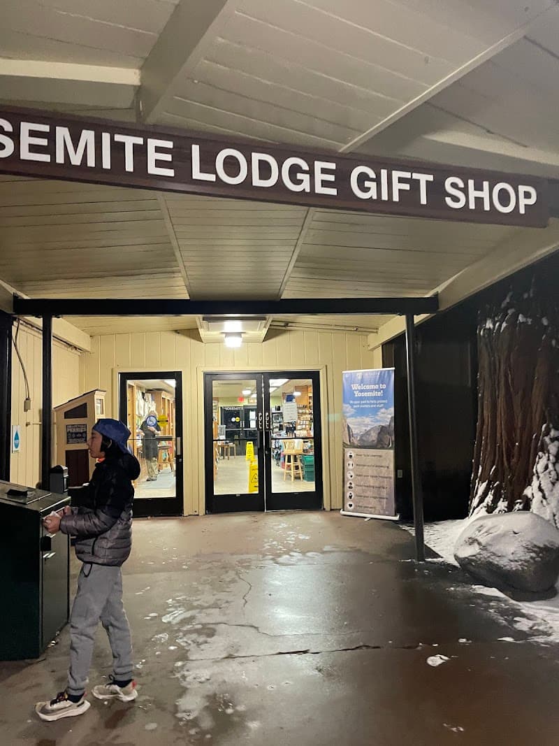 Free Explore Gift Shop
