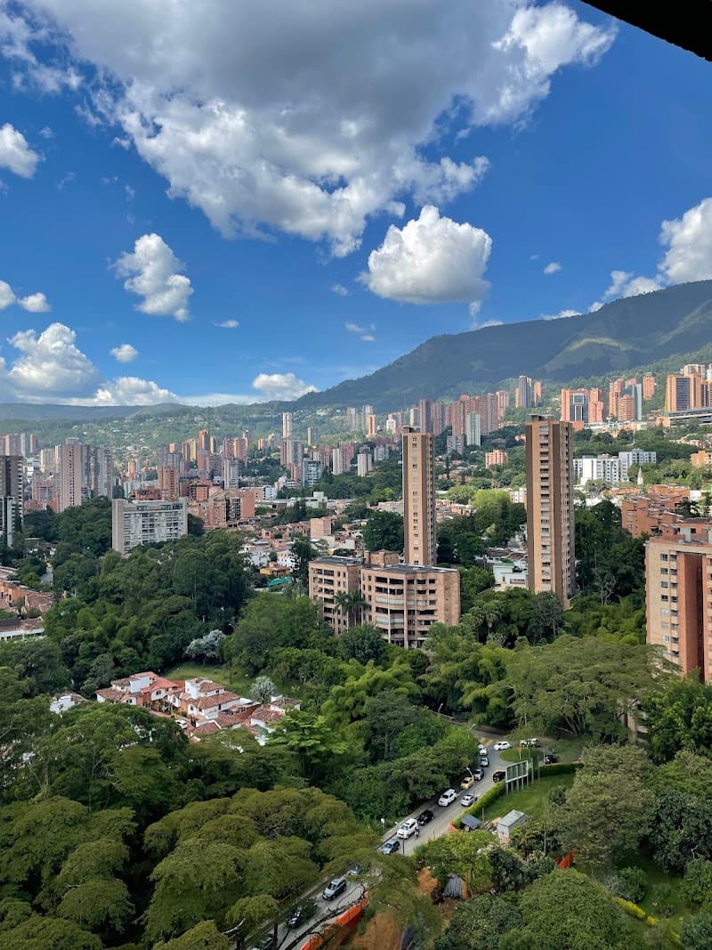 Free Explore in El Poblado