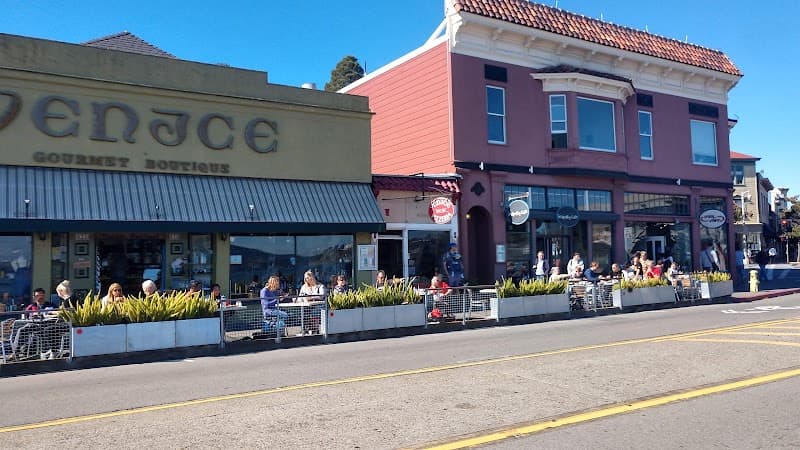 Free Explore Time in Downtown Sausalito