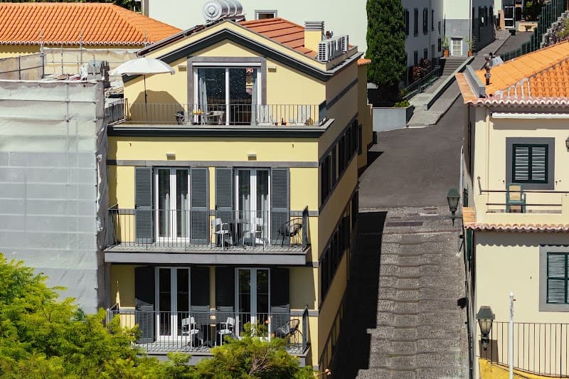 Funchal Old Town Walking Explore