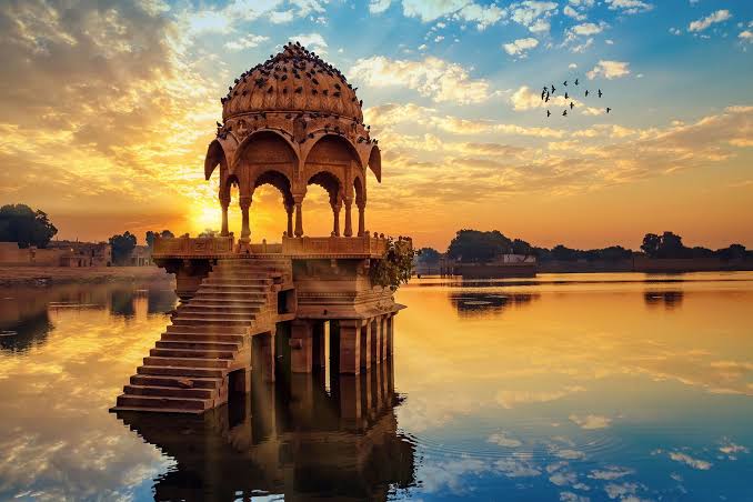 Golden Sands & Fort Walls: 7 Days in Jaisalmer