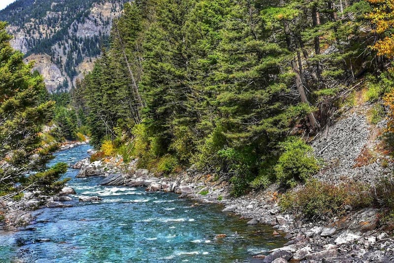 Gallatin River Scenic Pullouts