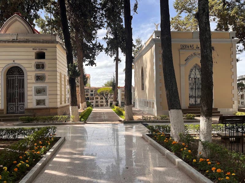 General Cemetery (Cementerio General)