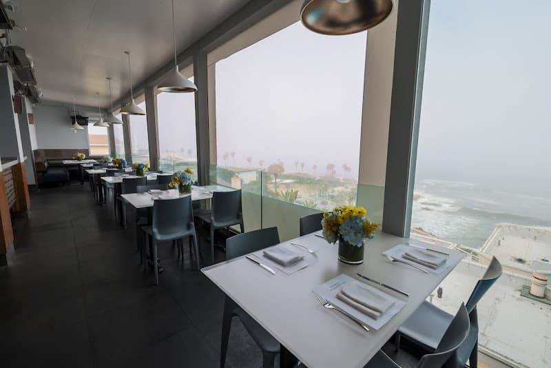 George's at the Cove – Ocean Terrace