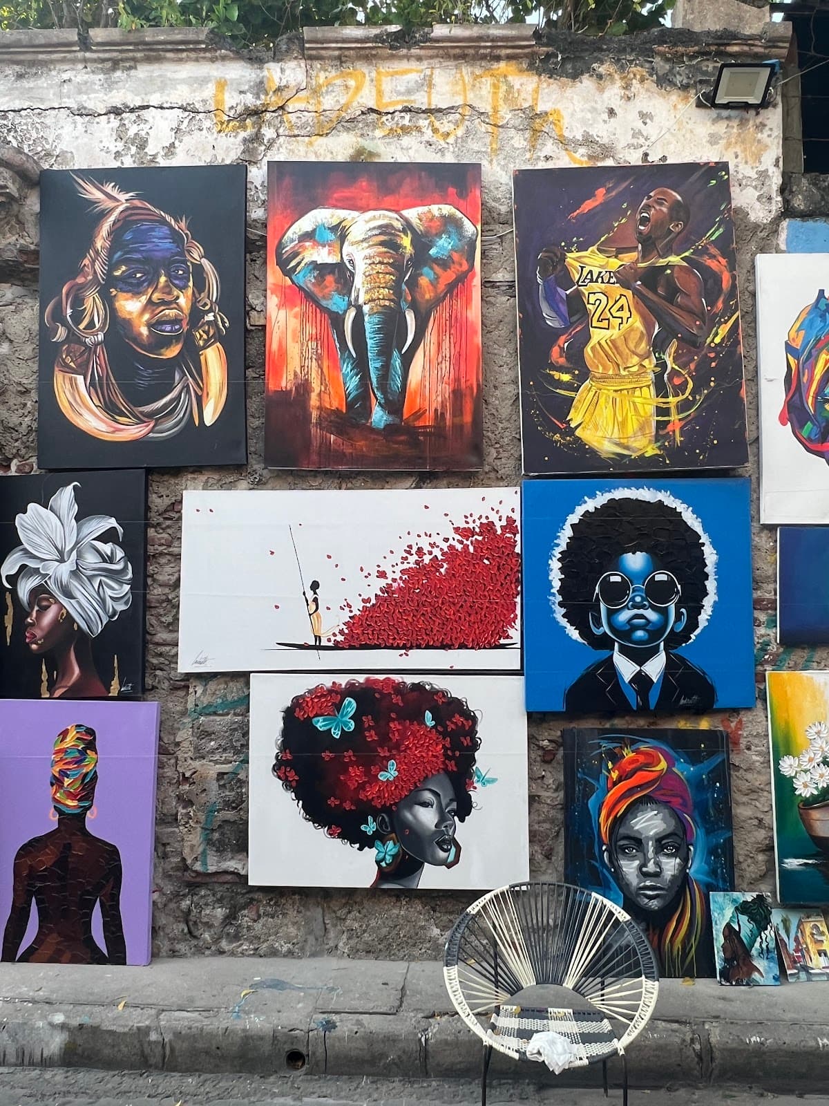 Getsemaní Neighborhood Street Art & Nightlife Walk