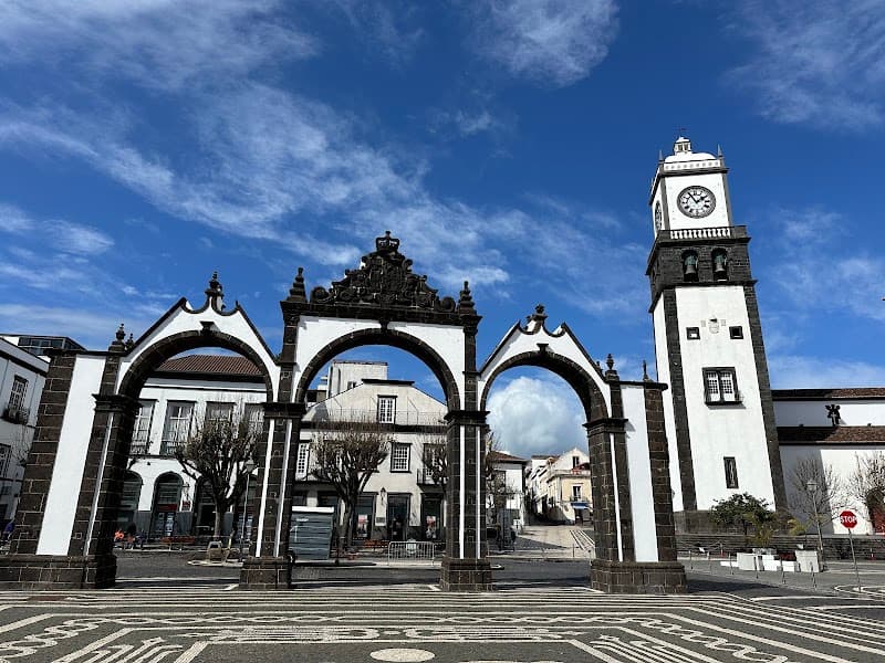 Golden Hour Photography at Portas da Cidade