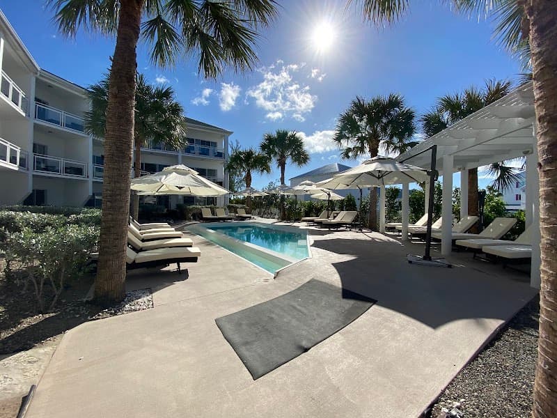 Grace Bay Suites
