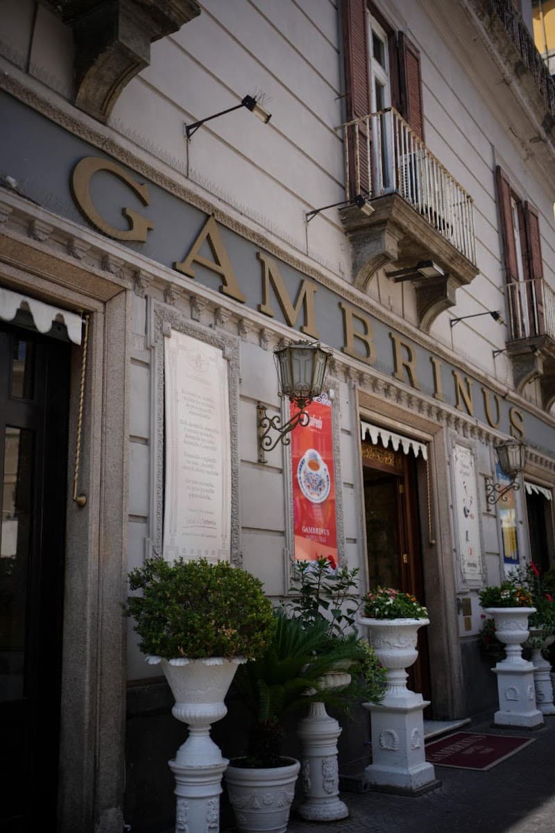 Three Flavor-Packed Days in Naples on a Budget