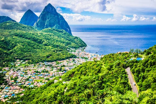 Gros Piton Trailhead Views
