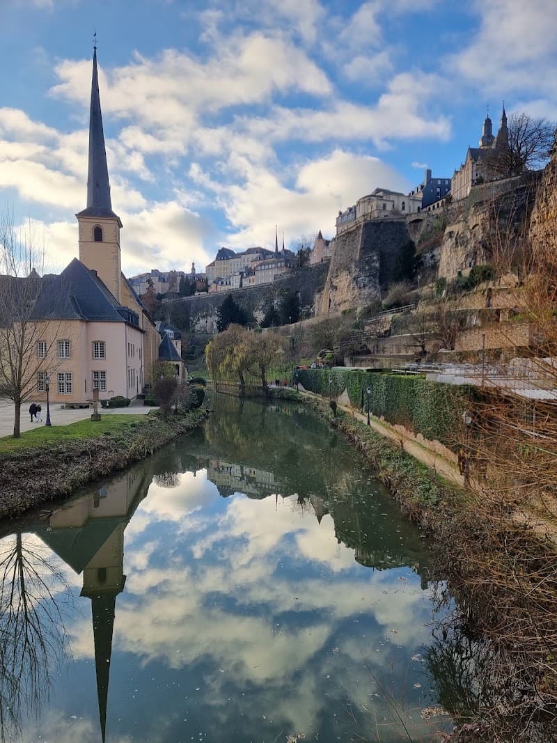 Grund Riverside Walk