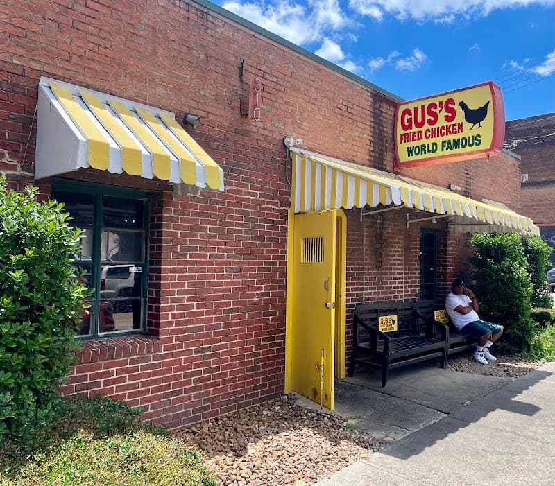 Gus’s World Famous Fried Chicken (Downtown)