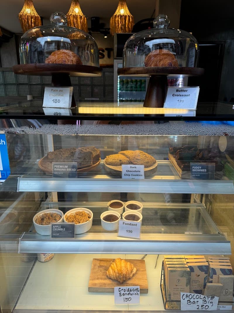 Gusto Gelato & Caffè (Light Breakfast)