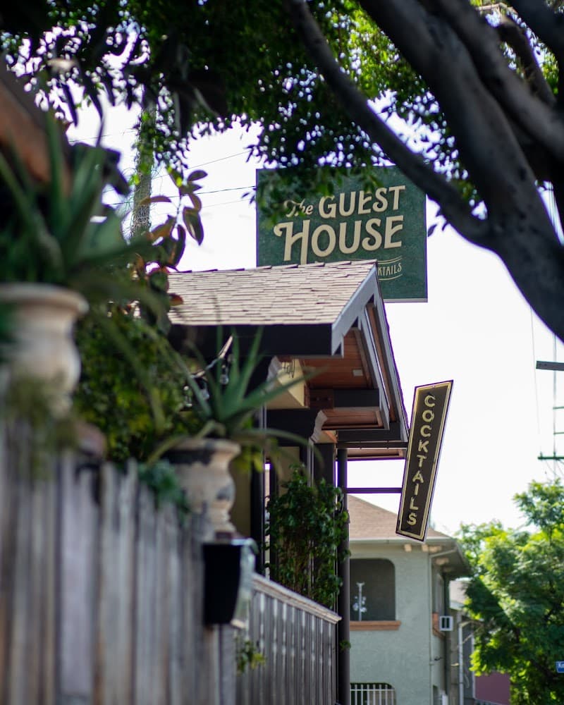 H Coffee House