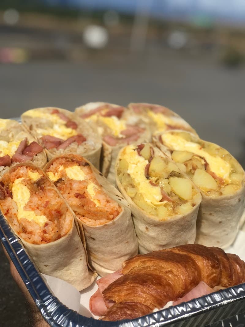 Haiku Cannery Food Trucks