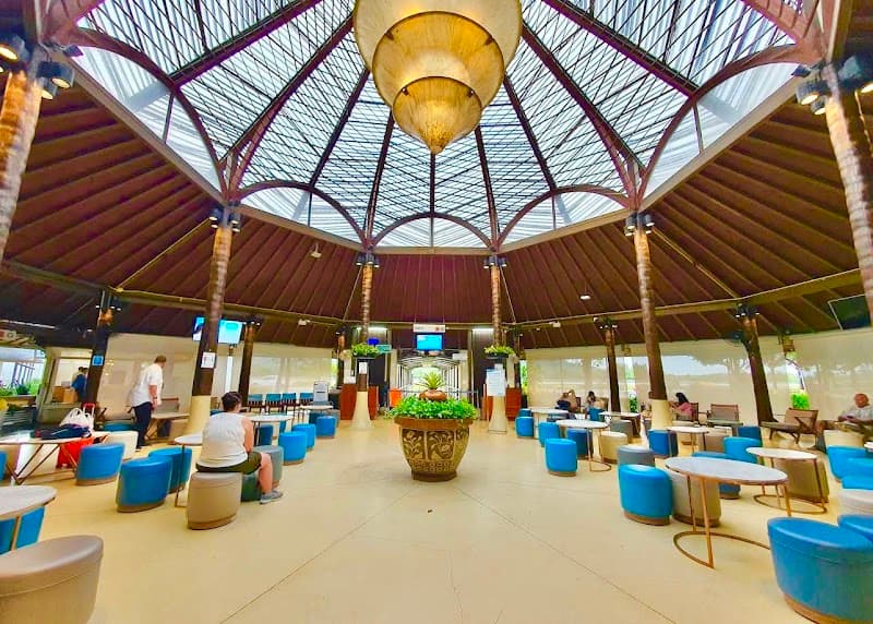 Halal-Friendly Airport Meal (Samui Airport)