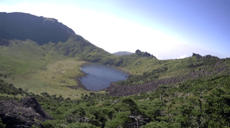 Hallasan National Park – Eoseungsaengak Trail