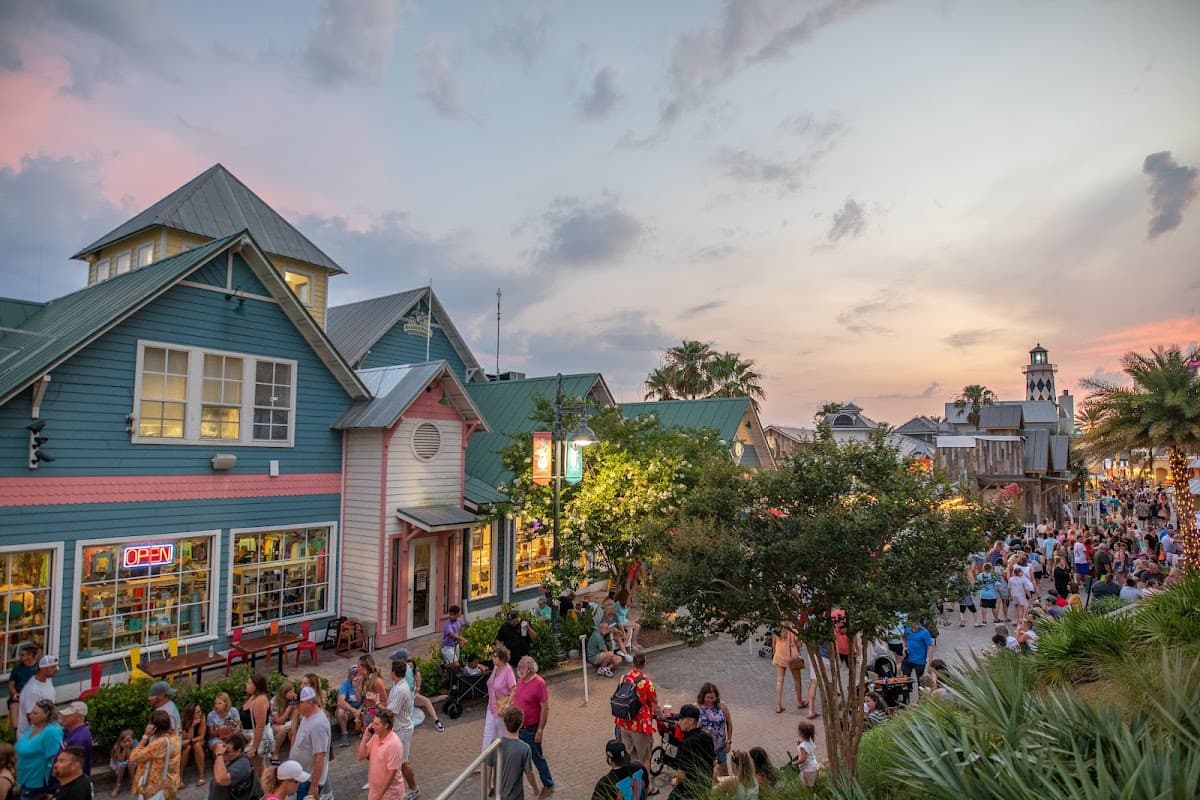 HarborWalk Village Nightlife