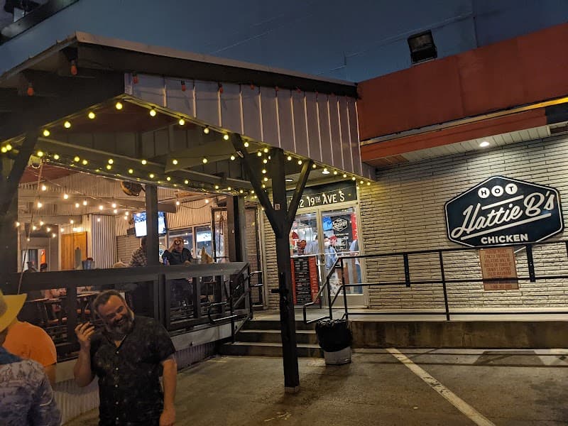 Hattie B’s Hot Chicken (Midtown/West End)