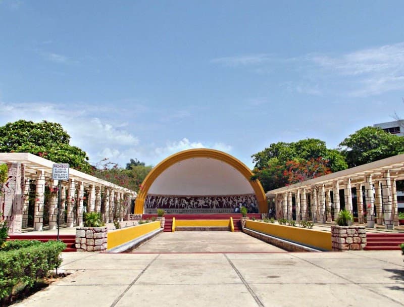 Helados at Parque de las Américas Carts