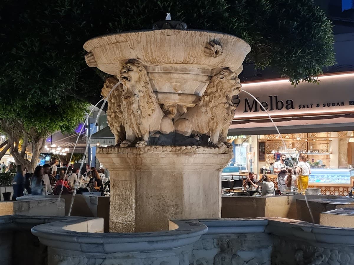 Heraklion Street Market