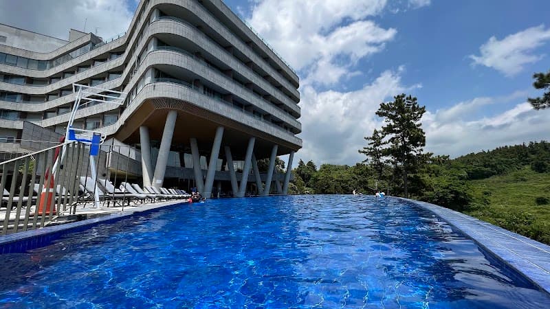 Hidden Cliff Hotel & Nature