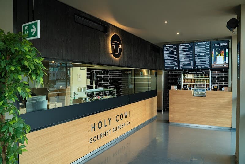 Holy Cow! Gourmet Burger Company (Cornavin area)
