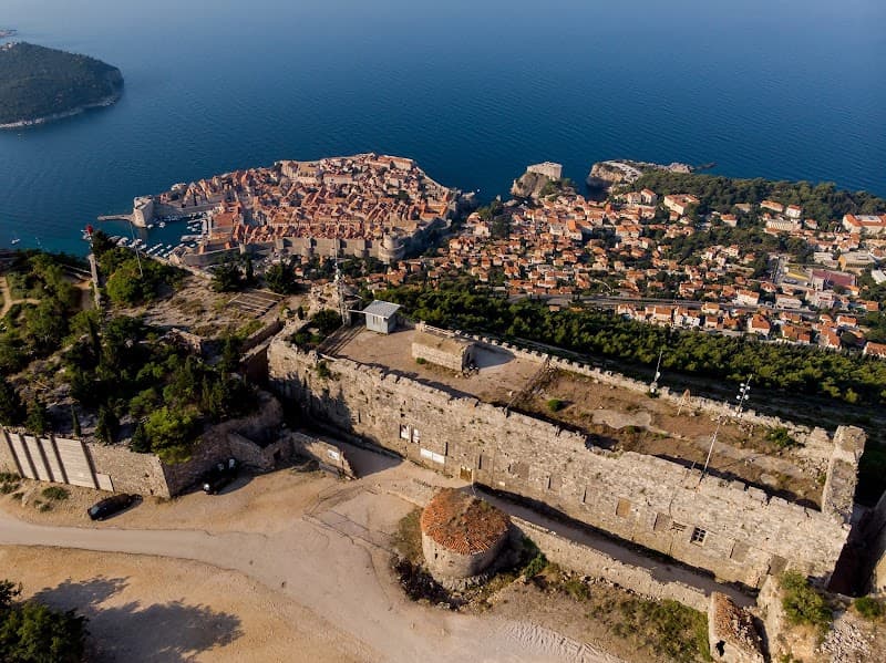 Homeland War Museum (Fort Imperial)