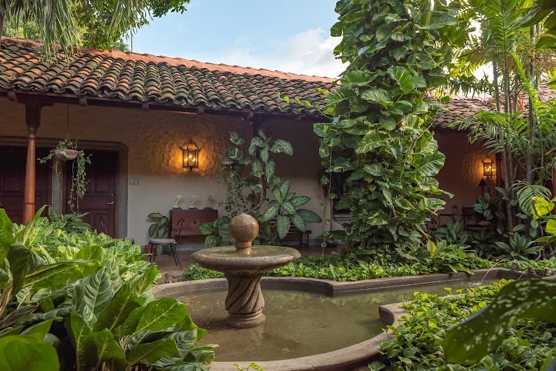 Hotel Los Robles Managua