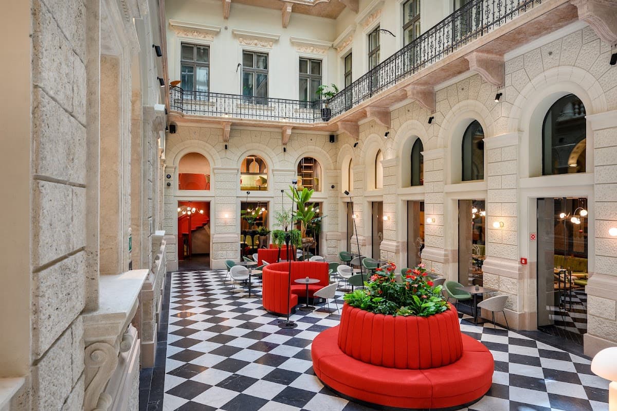 Hotel Oktogon Haggenmacher