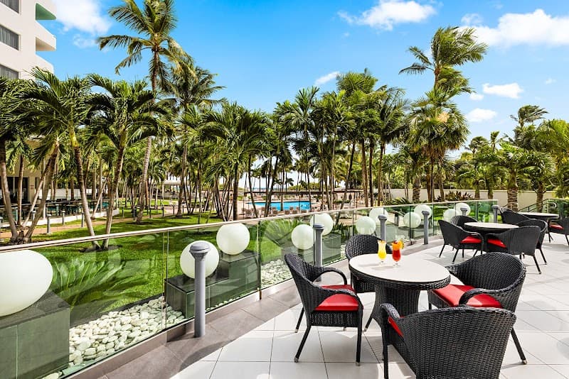 Hotel Riu Plaza Miami Beach