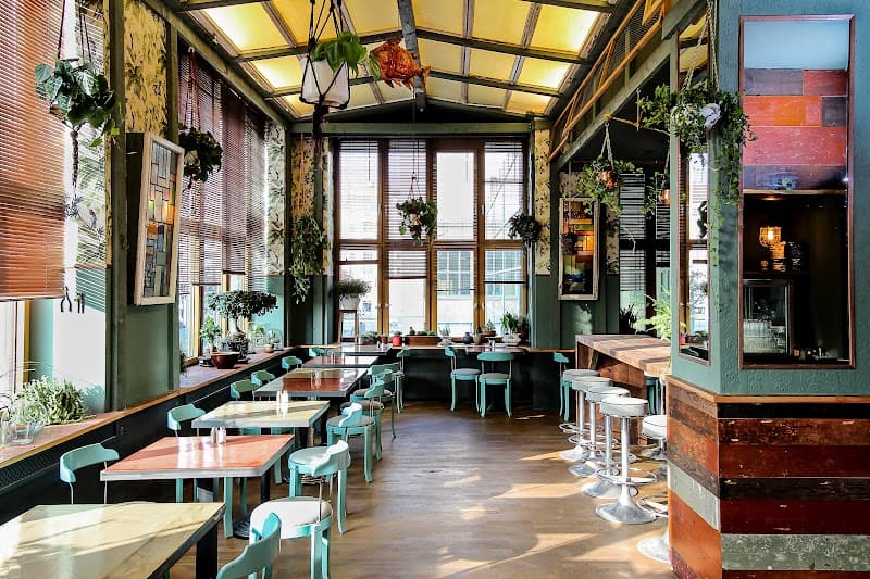 Berlin in 7 Days: History, Neighborhoods & Hidden Corners