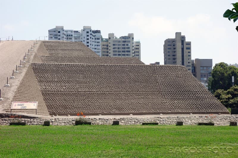 Huaca Huallamarca